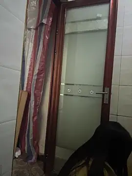 crhong666 online show from February 2026 12:37:02 AM