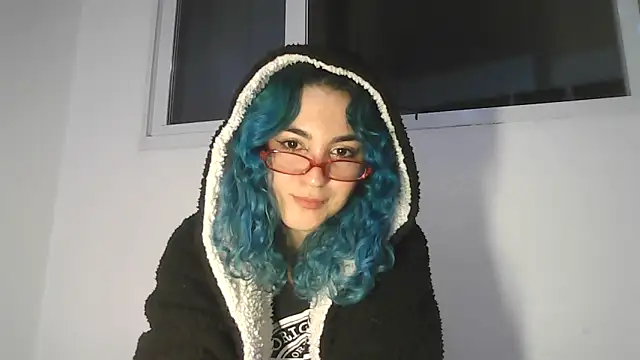 Snapshot of peetitefairy chatting on May 2026 05:24:01 AM peetitefairy online show from May 2026 05:24:01 AM