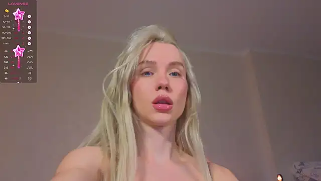 KittenFang online show from January 2026 05:16:02 PM