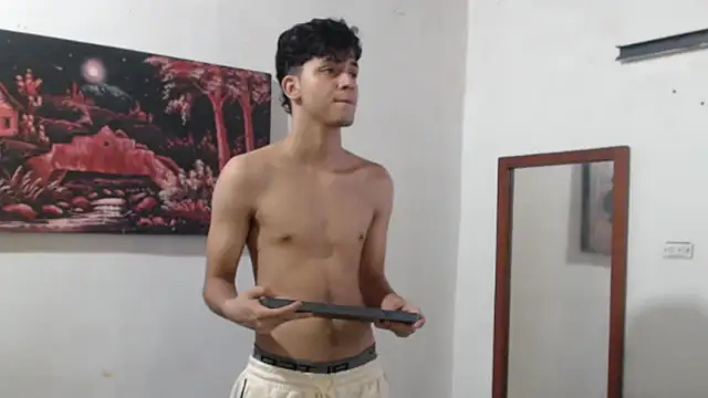 alice julls online show from October 2025 09:38:01 PM