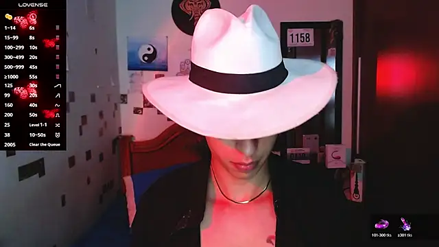 DannyPhantom555 online show from December 2025 09:34:02 PM