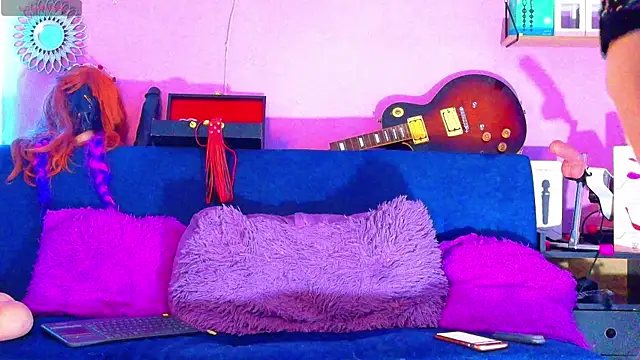 CristalRose online show from November 2025 12:11:02 AM