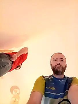 Big Bi Cub online show from October 2025 06:16:02 AM