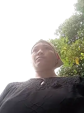 Love-Mama33 online show from November 2025 12:53:01 AM