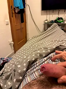 gigolobcn online show from November 2025 05:18:02 AM