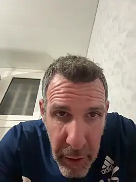 gigolobcn online show from April 2026 02:36:01 AM