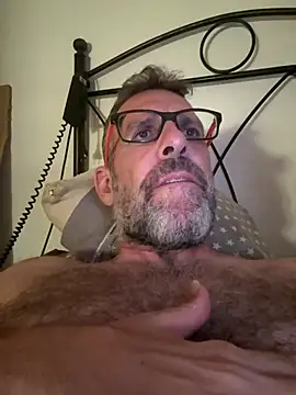 Snapshot of gigolobcn chatting on June 2026 02:30:01 PM gigolobcn online show from June 2026 02:30:01 PM