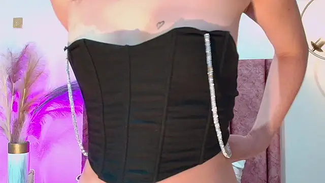 AelinDuvalier online show from November 2025 06:50:01 PM