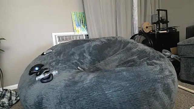 Snapshot of LeeCox chatting on February 2025 07:37:01 AM LeeCox online show from February 2025 07:37:01 AM