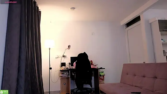 colette e online show from March 2026 08:48:01 AM