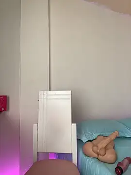 Zara Bel online show from November 2025 06:18:01 PM