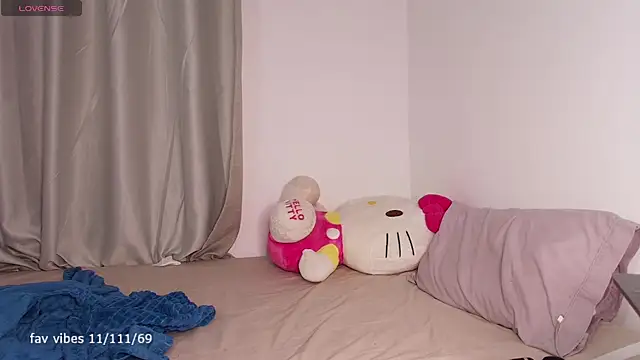 dulceangel   online show from September 2025 02:33:01 AM