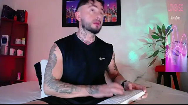 Edwardjonnes online show from April 2026 02:45:02 AM