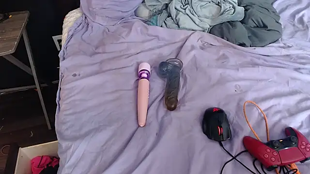 Snapshot of Werg9998 chatting on April 2026 06:27:02 PM Werg9998 online show from April 2026 06:27:02 PM