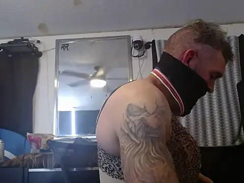 Snapshot of Werg9998 chatting on April 2026 07:45:01 AM Werg9998 online show from April 2026 07:45:01 AM