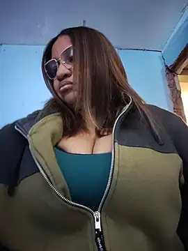 Avannay online show from July 2026 12:13:02 AM