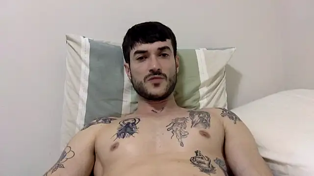 Snapshot of Fubinha chatting on September 2025 01:49:02 AM Fubinha online show from September 2025 01:49:02 AM