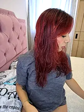 sarah lark  online show from October 2025 12:06:02 PM