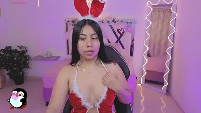 ZURY TAY online show from December 2025 11:52:01 AM