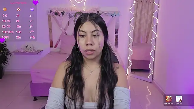 ZURY TAY online show from February 2026 11:51:01 AM