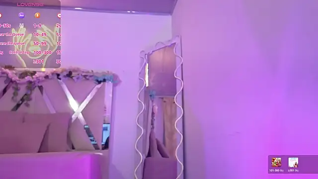 ZURY TAY online show from April 2026 11:44:02 AM