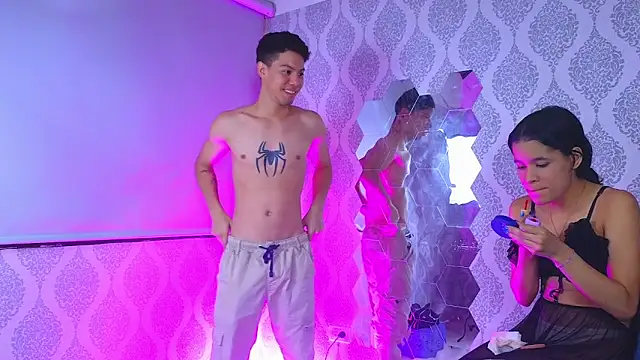 Snapshot of Twink_sensationx chatting on October 2025 01:22:01 PM Twink sensationx online show from October 2025 01:22:01 PM