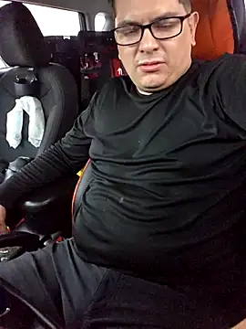 lucho8690 online show from September 2025 09:40:02 PM