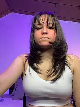 Eymmy 24 online show from October 2025 01:06:01 AM