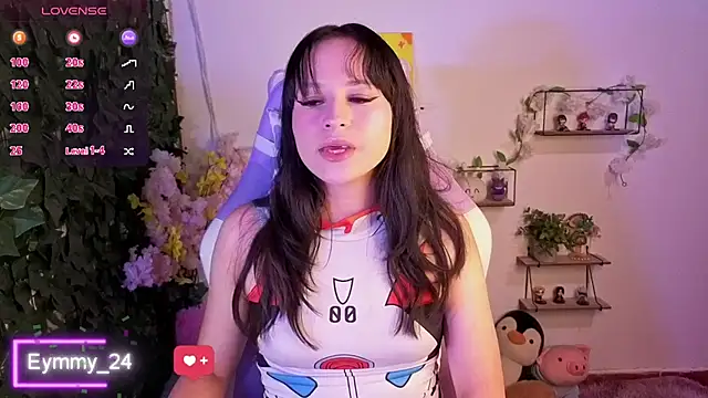 Snapshot of Eymmy_24 chatting on May 2026 01:33:01 AM Eymmy 24 online show from May 2026 01:33:01 AM