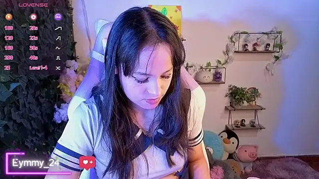 Snapshot of Eymmy_24 chatting on May 2026 01:47:02 AM Eymmy 24 online show from May 2026 01:47:02 AM