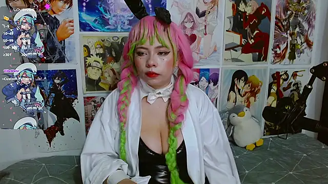 Snapshot of Lil-La chatting on October 2025 11:31:01 AM Lil-La online show from October 2025 11:31:01 AM