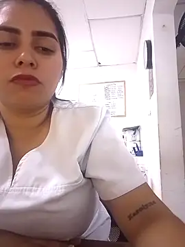 yesi-nursehot online show from September 2025 02:44:02 AM