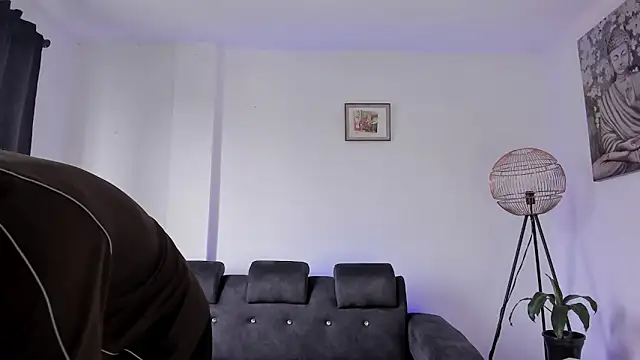 Snapshot of DeimonOficial chatting on February 2026 02:04:02 PM DeimonOficial online show from February 2026 02:04:02 PM