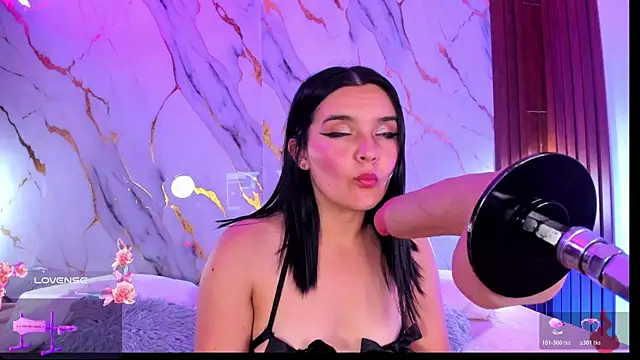 alicecute77 online show from April 2026 02:20:01 AM