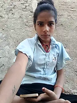 Snapshot of Gulika_Doshi chatting on March 2026 03:01:02 AM Gulika Doshi online show from March 2026 03:01:02 AM