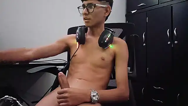 ElverCol online show from February 2026 05:11:02 AM