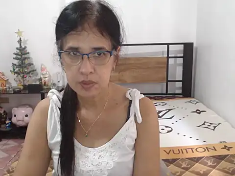 Snapshot of Prettysweetmum chatting on June 2026 06:22:02 AM Prettysweetmum online show from June 2026 06:22:02 AM