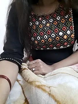 Snapshot of Aarti-kumri chatting on February 2026 02:04:01 AM Aarti-kumri online show from February 2026 02:04:01 AM