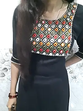 Snapshot of Aarti-kumri chatting on February 2026 06:46:01 PM Aarti-kumri online show from February 2026 06:46:01 PM