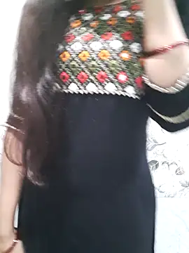 Snapshot of Aarti-kumri chatting on February 2026 06:10:02 AM Aarti-kumri online show from February 2026 06:10:02 AM