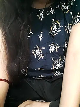 Snapshot of Aarti-kumri chatting on February 2026 05:22:02 PM Aarti-kumri online show from February 2026 05:22:02 PM