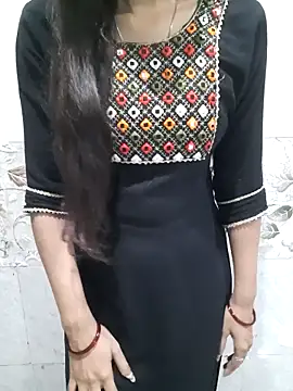 Snapshot of Aarti-kumri chatting on February 2026 06:50:01 PM Aarti-kumri online show from February 2026 06:50:01 PM