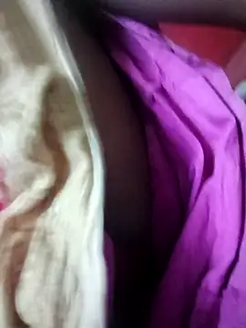 Snapshot of IMANOTI chatting on October 2025 11:22:01 AM IMANOTI online show from October 2025 11:22:01 AM