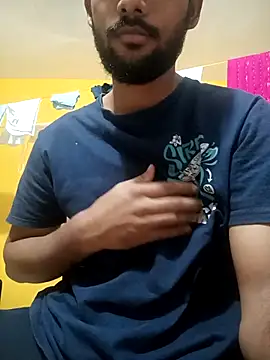 Snapshot of mayur_raaje chatting on May 2026 01:18:02 PM mayur raaje online show from May 2026 01:18:02 PM