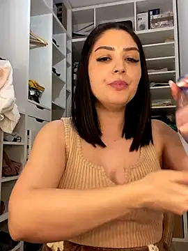 Lexi Storm online show from December 2025 09:30:01 PM