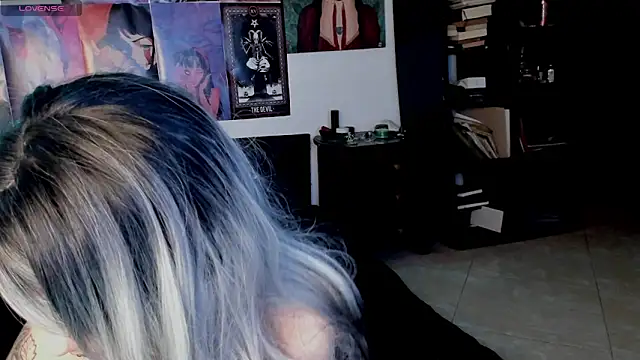 nathaly wild online show from October 2025 09:57:01 PM