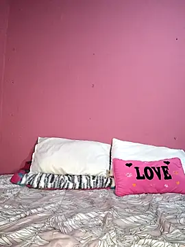 Snapshot of BrownRoxxane6 chatting on November 2025 12:49:01 PM BrownRoxxane6 online show from November 2025 12:49:01 PM