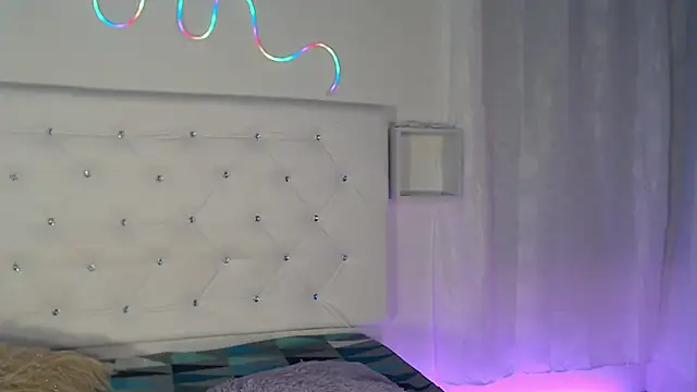 tatixxxvega online show from October 2025 01:20:01 PM