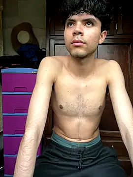 Axel-Mejia online show from November 2025 09:41:02 PM