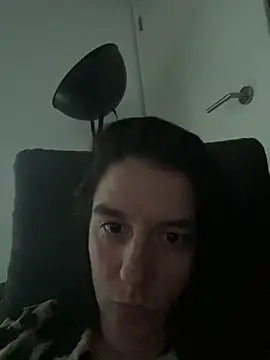 hottyFcup online show from April 2026 06:23:01 PM